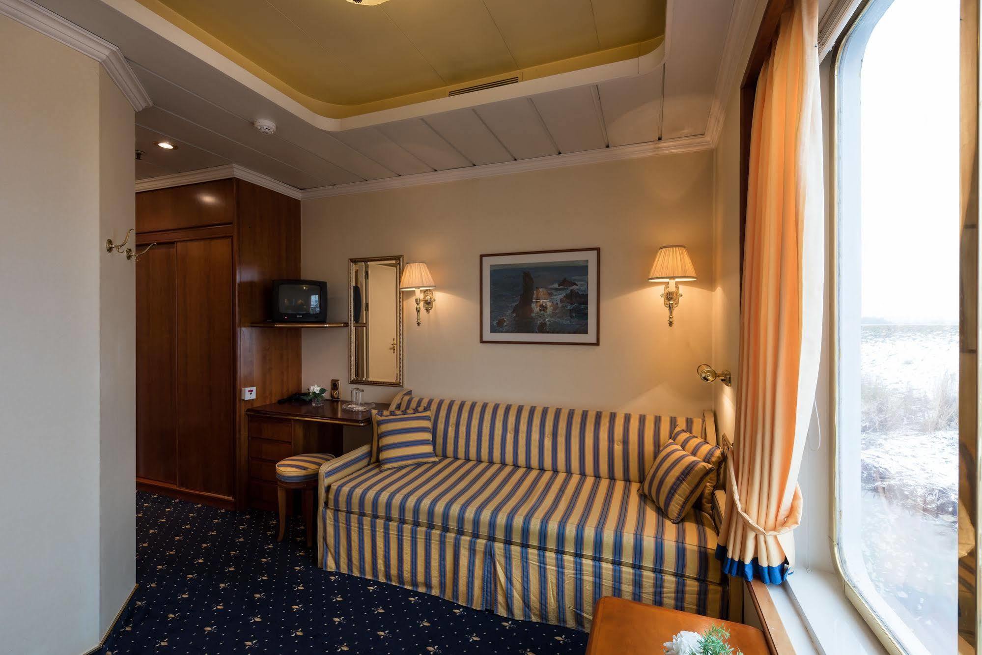 Ships Holland Ms Cezanne Neuss Hotel Buitenkant foto